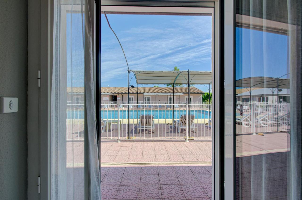 Hotel Saint Louis Le Thor Exteriér fotografie